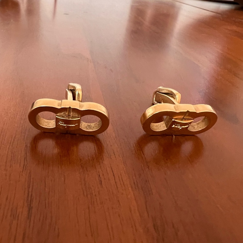 Golden Ferragamo cuff links
